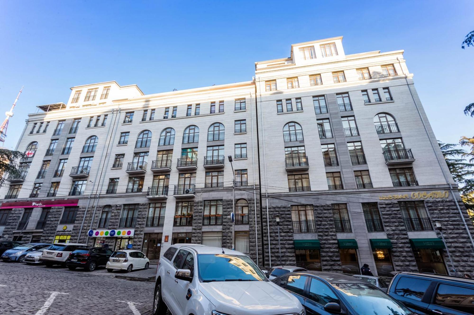 Two Bedroom Apartment In The City Center Tbilisi Esterno foto